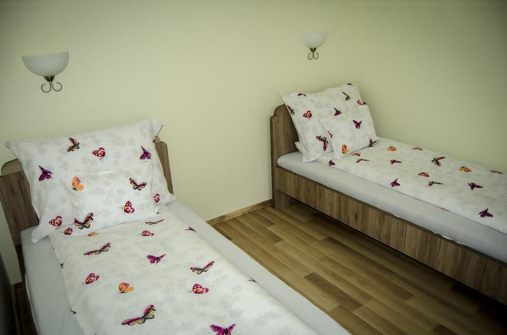 Csongradi Vendegvaro Apartmanok, Szarka Haz Bagian luar foto