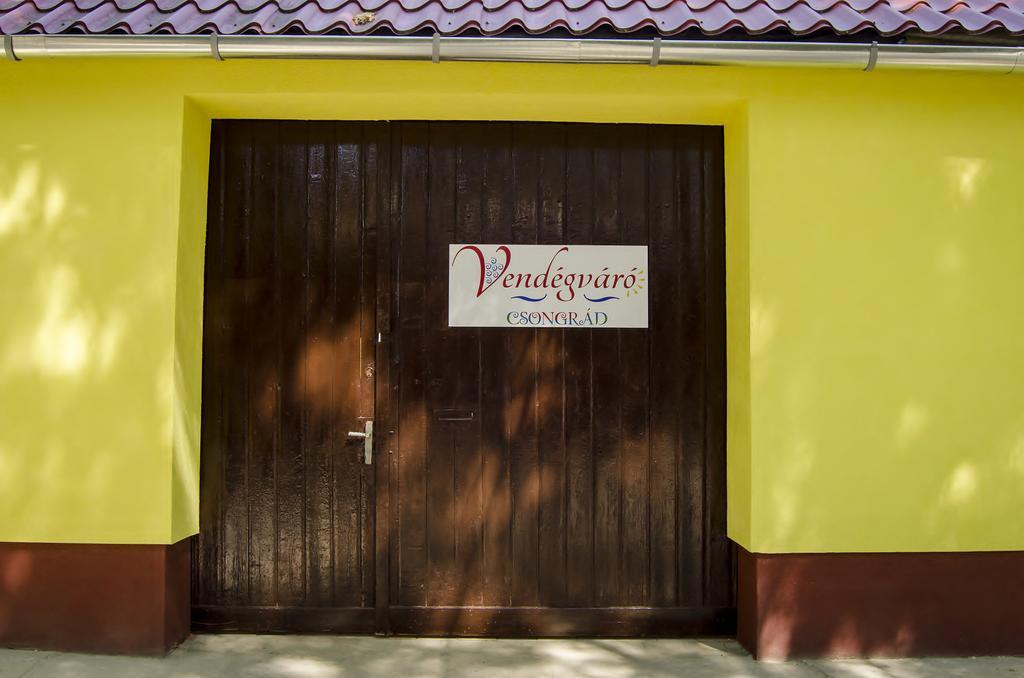 Csongradi Vendegvaro Apartmanok, Szarka Haz Bagian luar foto