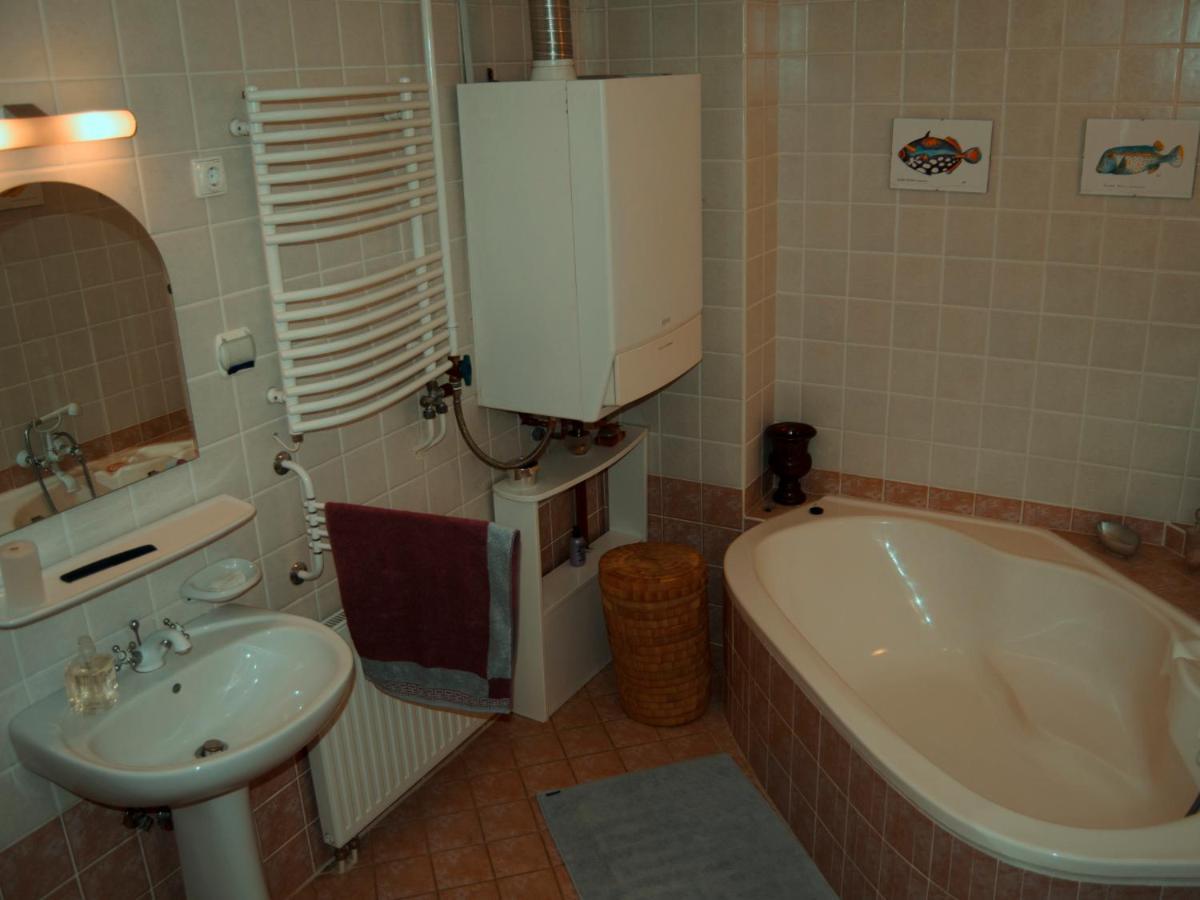 Csongradi Vendegvaro Apartmanok, Szarka Haz Bagian luar foto